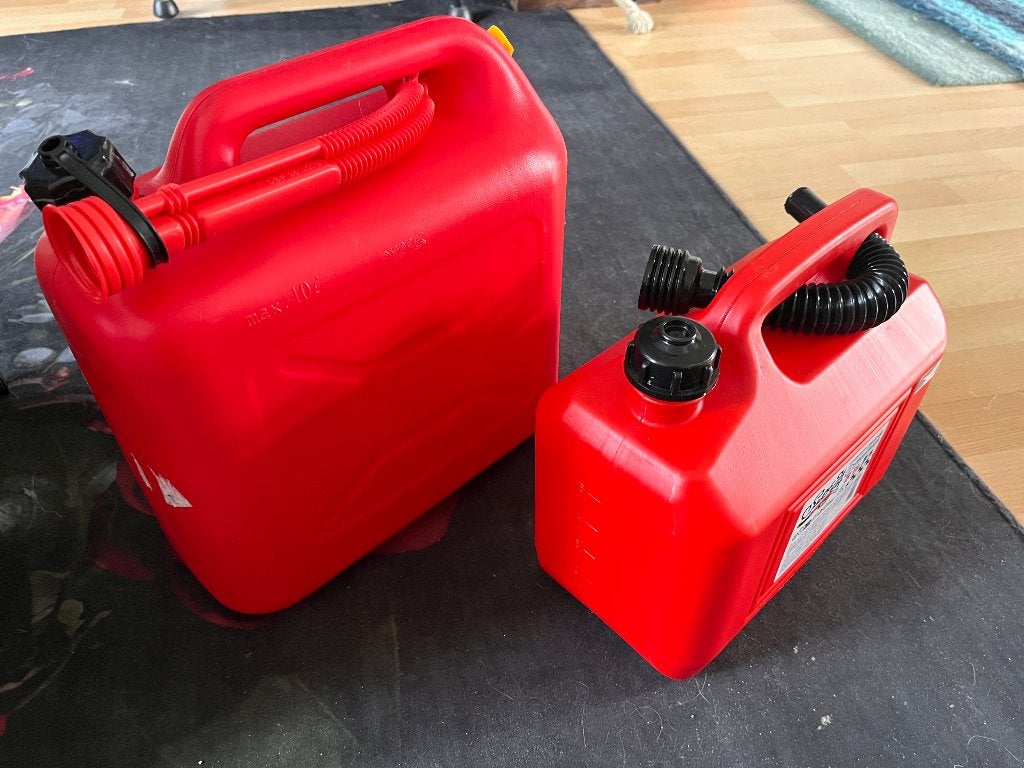 Set van 2 Jerrycans: 10L en 5L - Nieuwstaat, Auto-onderdelen, Ophalen of Verzenden, Nieuw
