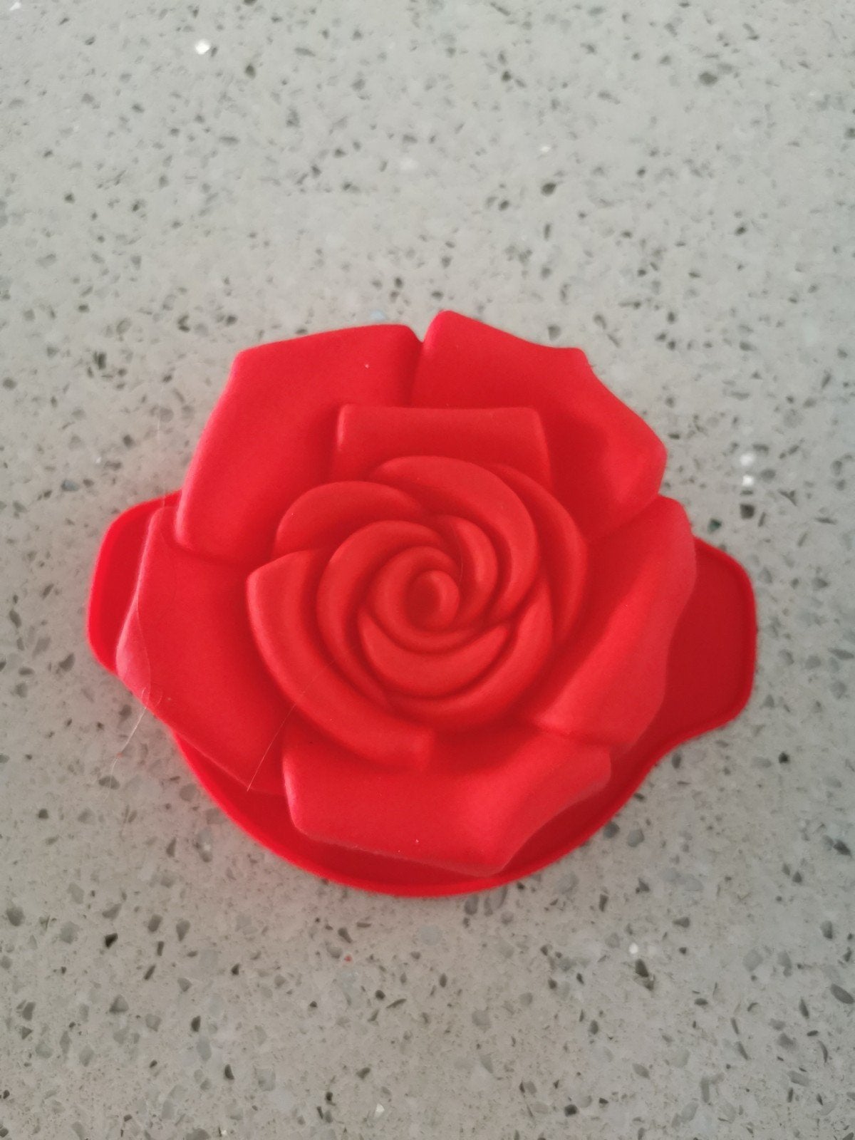 Siliconen bakvormen: tulp, bloem en roos, Ophalen of Verzenden, Meerkleurig, Overige merken, Rubber/elastomeren