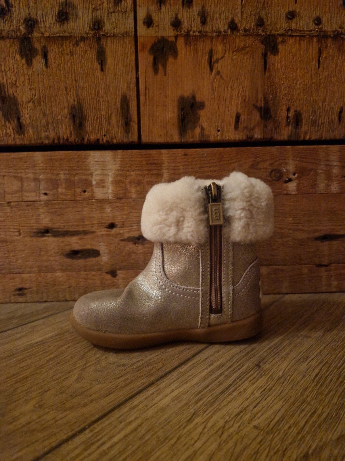 Ugg Kids maat 23.5, Kinderen en Baby's, Gebruikt, UGG, Meisje, Laarsjes
