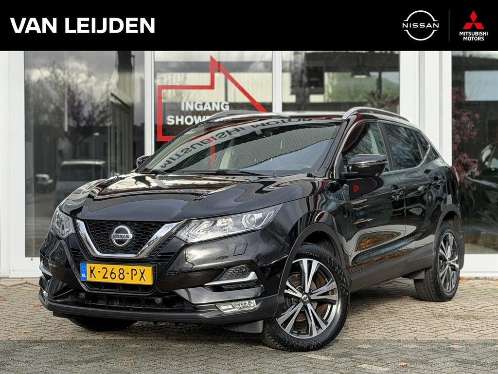 Nissan Qashqai 1.2 DIG-T 115pk N-Connecta | Panoramadak | Na, Gebruikt, 4 cilinders, 116 pk, Zwart
