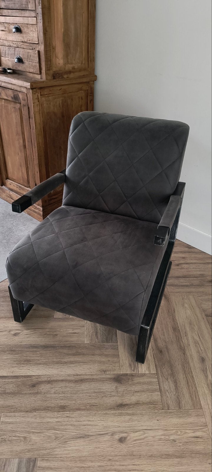 Antraciet grijze fauteuil, Huis en Inrichting, Fauteuils, Ophalen, 75 tot 100 cm, Zo goed als nieuw, Stof