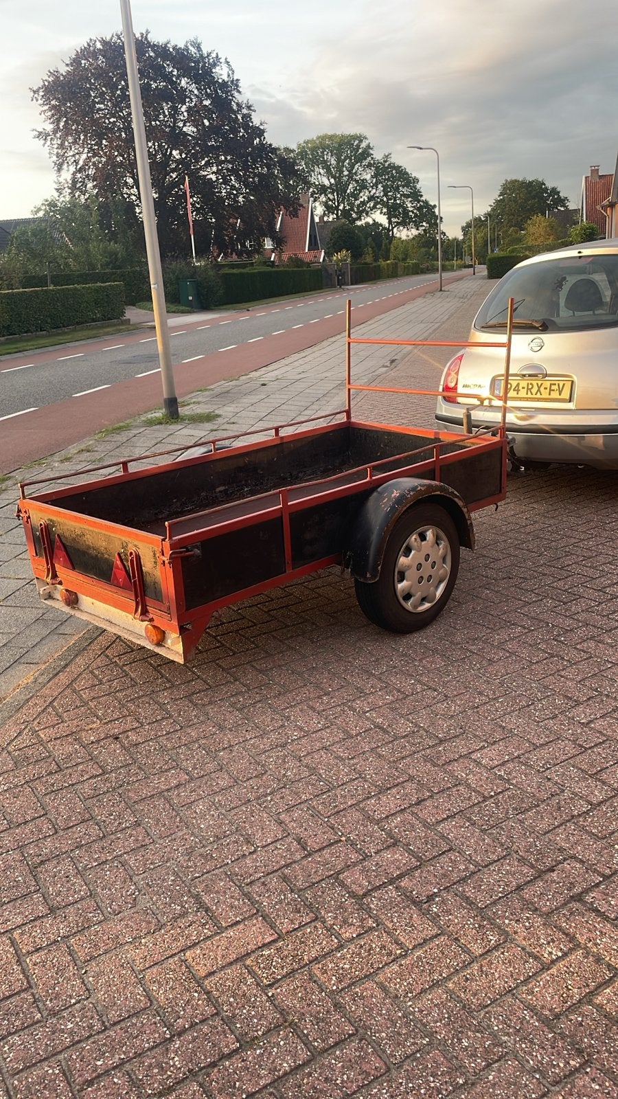 Mooie Asser aanhanger met verlichting en goede bodem, Auto diversen, Aanhangwagen-onderdelen, Ophalen of Verzenden, Gebruikt