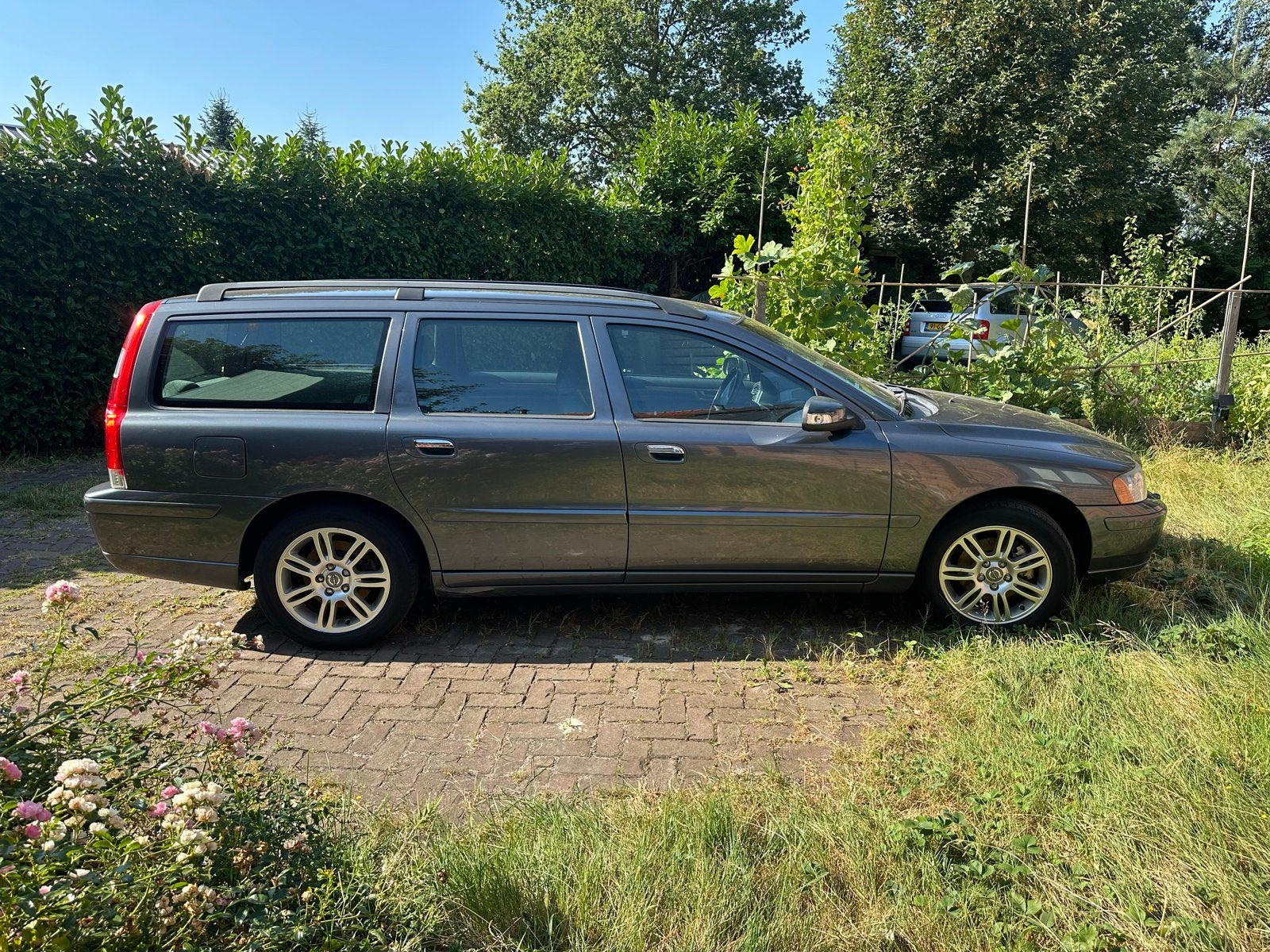 Volvo V70 2.4 170PK 2007 Grijs, Voorwielaandrijving, 1800 kg, Stationwagon, 170 pk