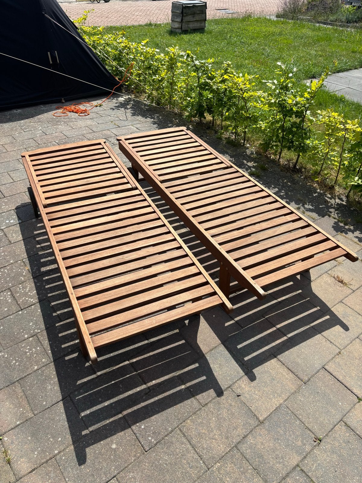 2x houten ligbedden met kussens - verstelbaar & verrijdbaar, Ophalen, Gebruikt, Hout, Verstelbaar