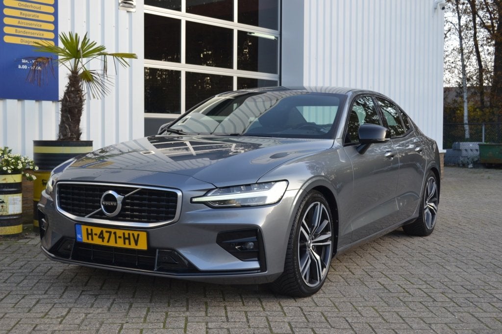 Volvo S60 2.0 T4 R-Design BTW Auto (bj 2020, automaat), Automaat, 12 maanden, 15 km/l, 4 cilinders