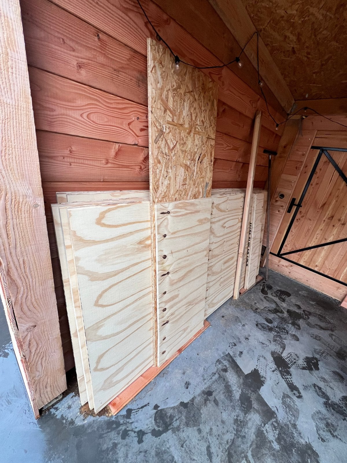 Diverse partij hout: planken, balken, pallets en meer, Geïmpregneerd, Ophalen of Verzenden, Zo goed als nieuw, Plank