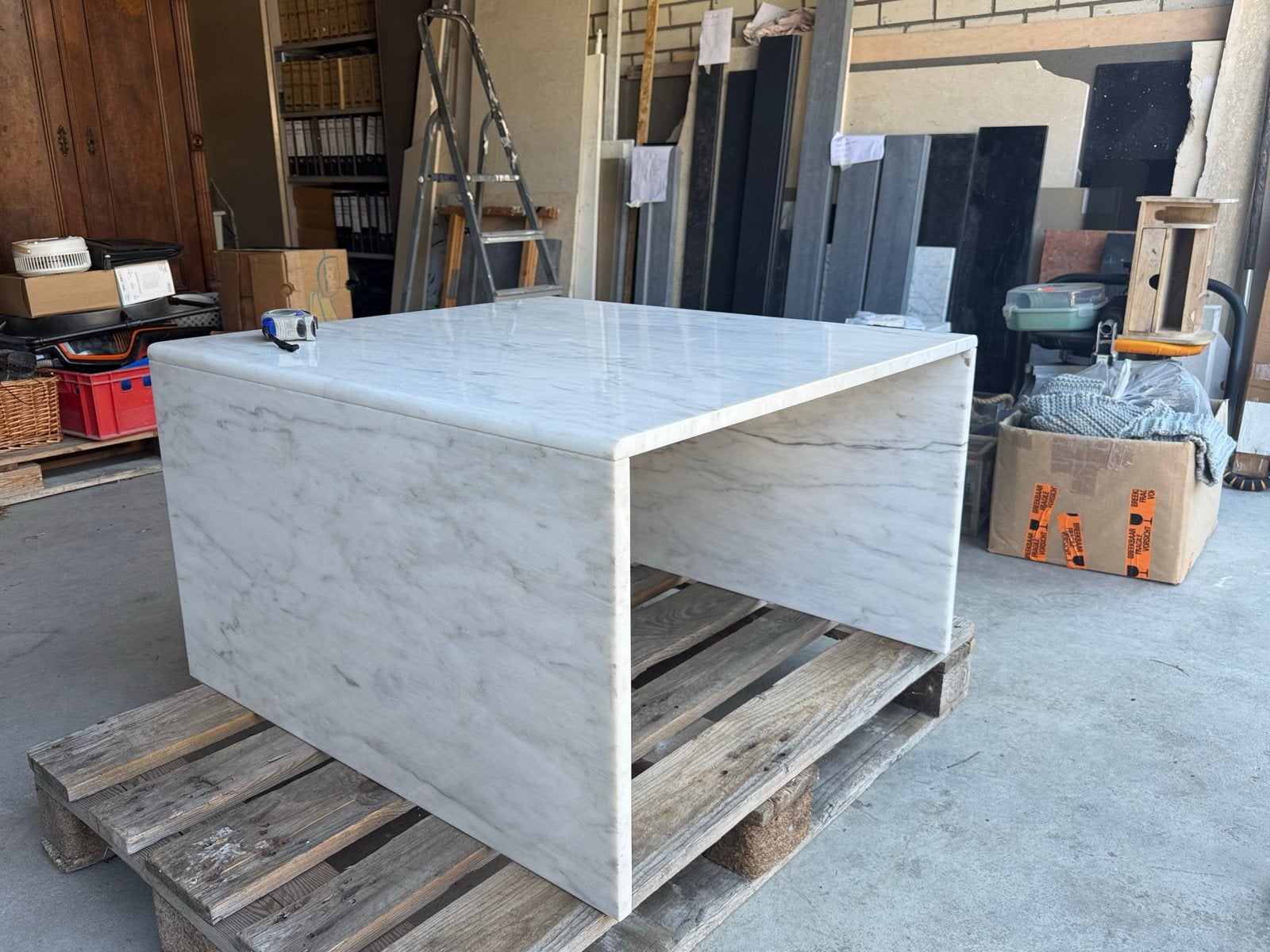 Marmeren salontafel 65x80x50 cm, Huis en Inrichting, Tafels | Salontafels, Gebruikt, 100 tot 150 cm, Rechthoekig, Overige materialen