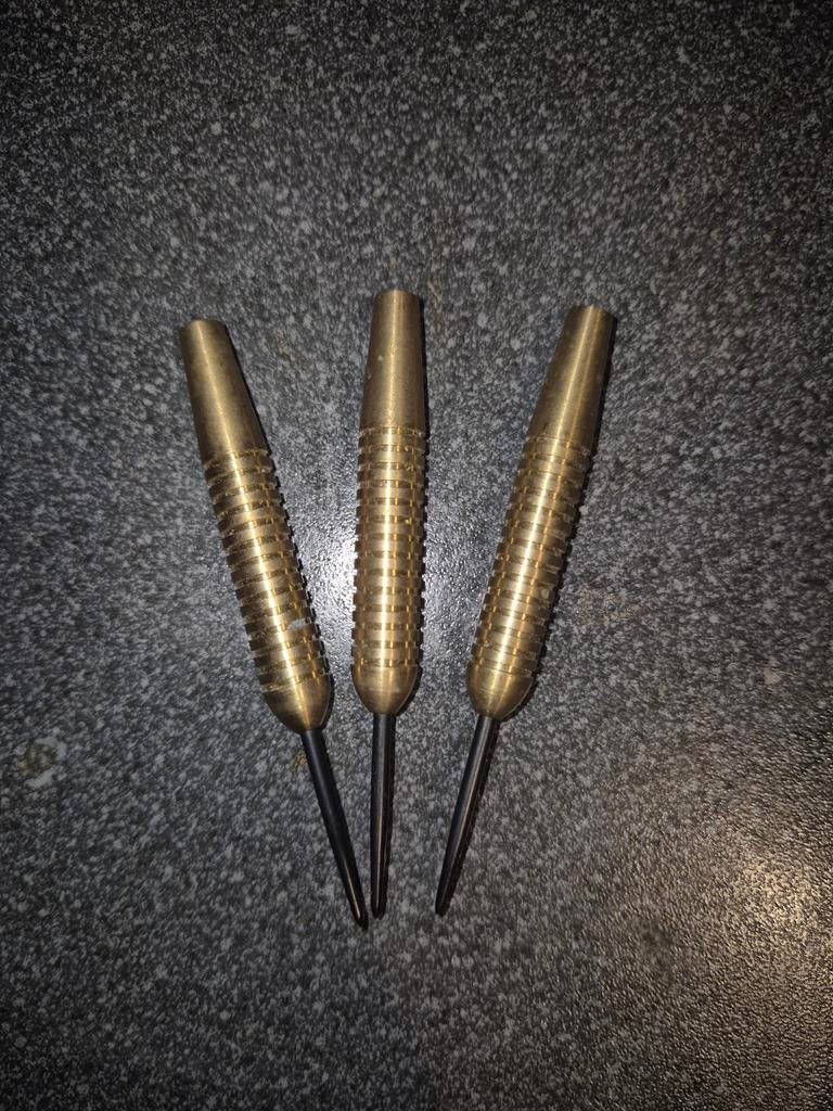 Set van 3 dartpijlen, Ophalen of Verzenden, Zo goed als nieuw, Pijlen