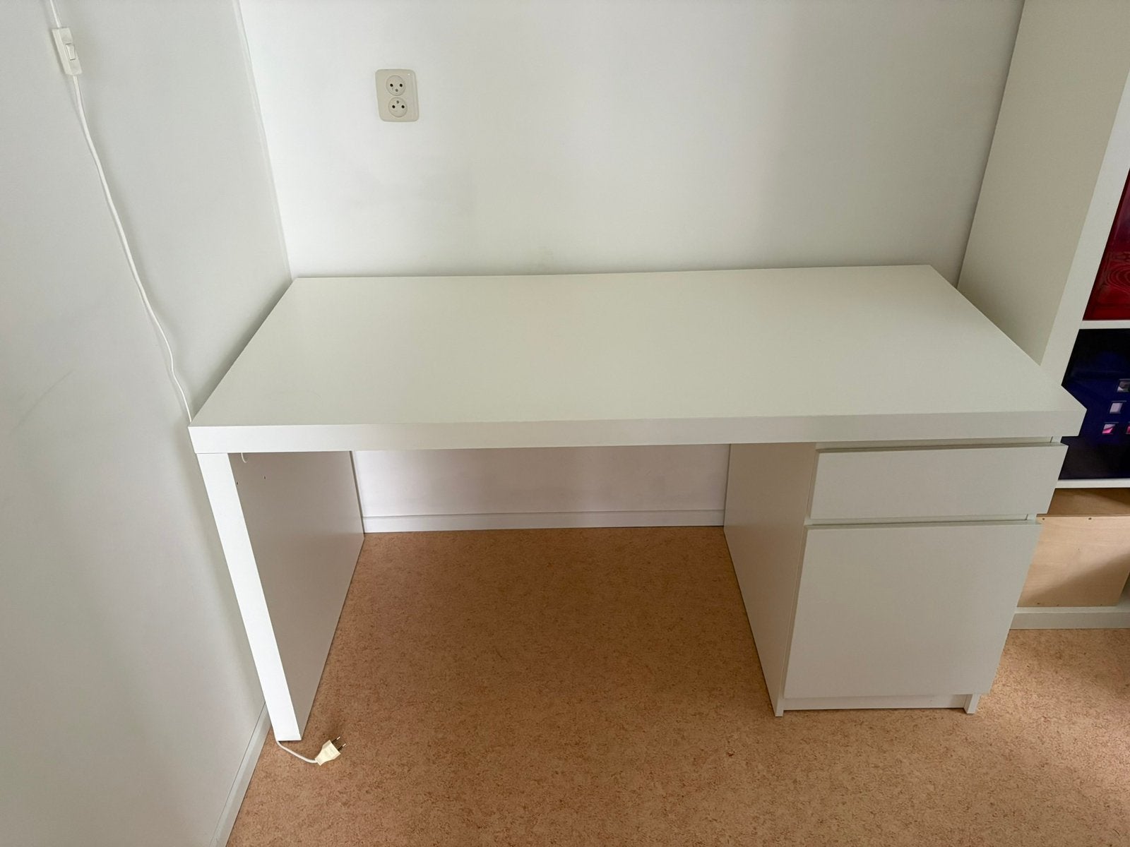 Wit IKEA MALM Bureau, Ophalen, Gebruikt, 65 cm, Schoolbureau