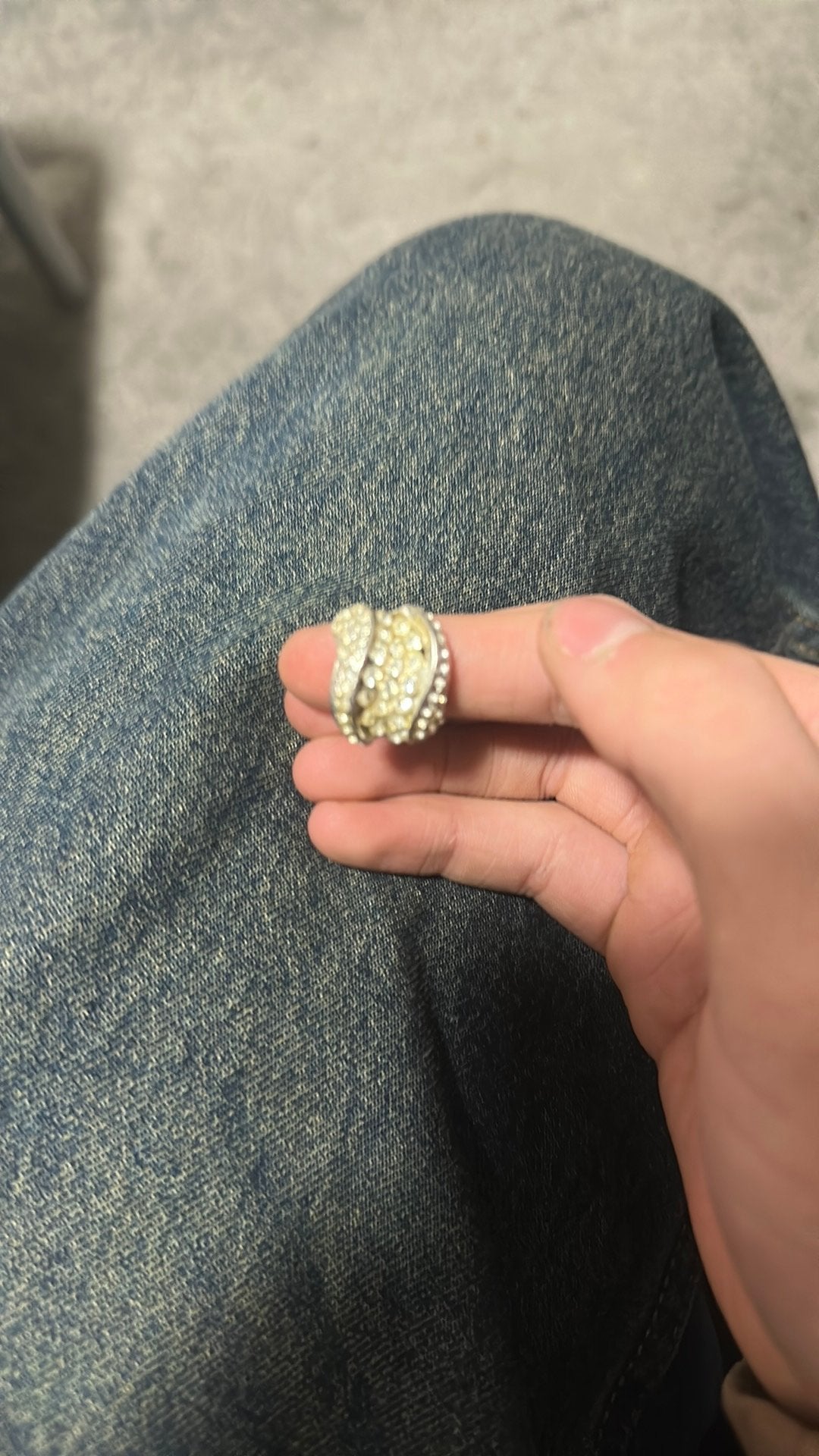 Een hele goedkope ring, Ophalen, Zo goed als nieuw, 17 tot 18, Dame