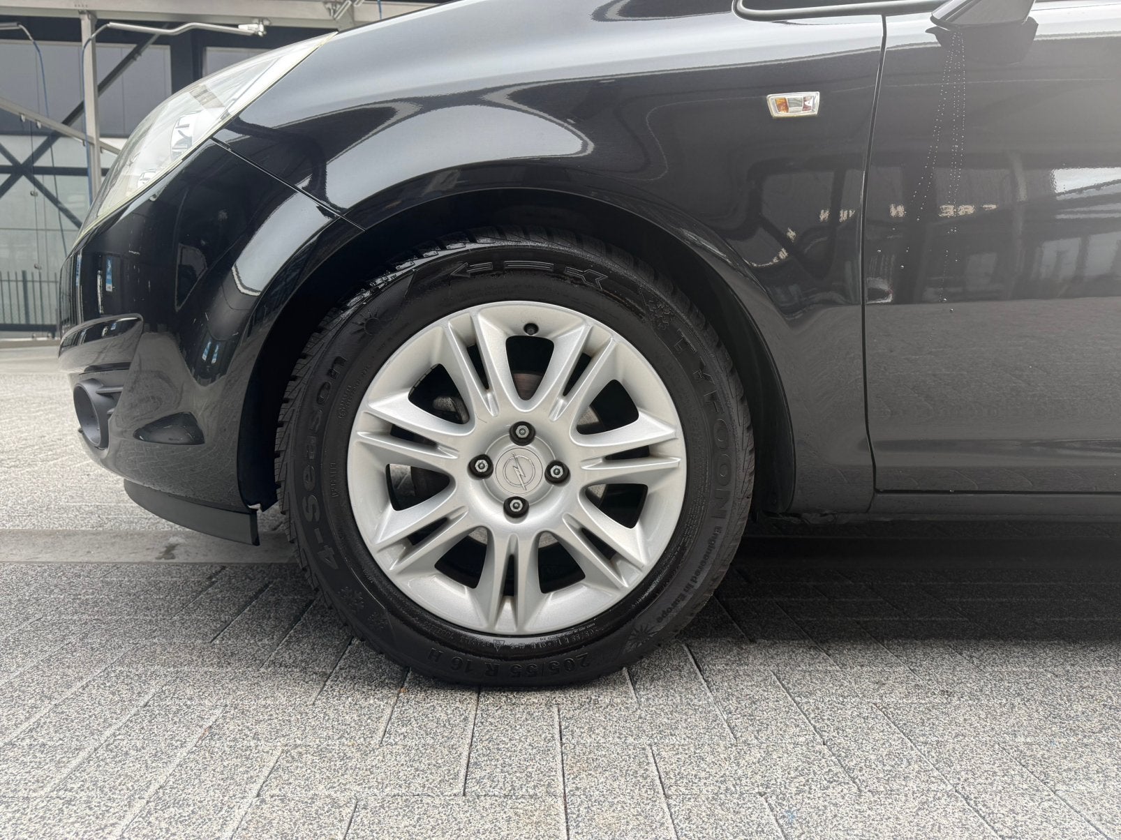 Opel Corsa 1.4 5D Cosmo Zwart (2008) – Topconditie, Voorwielaandrijving, 1063 kg, Zwart, 4 cilinders