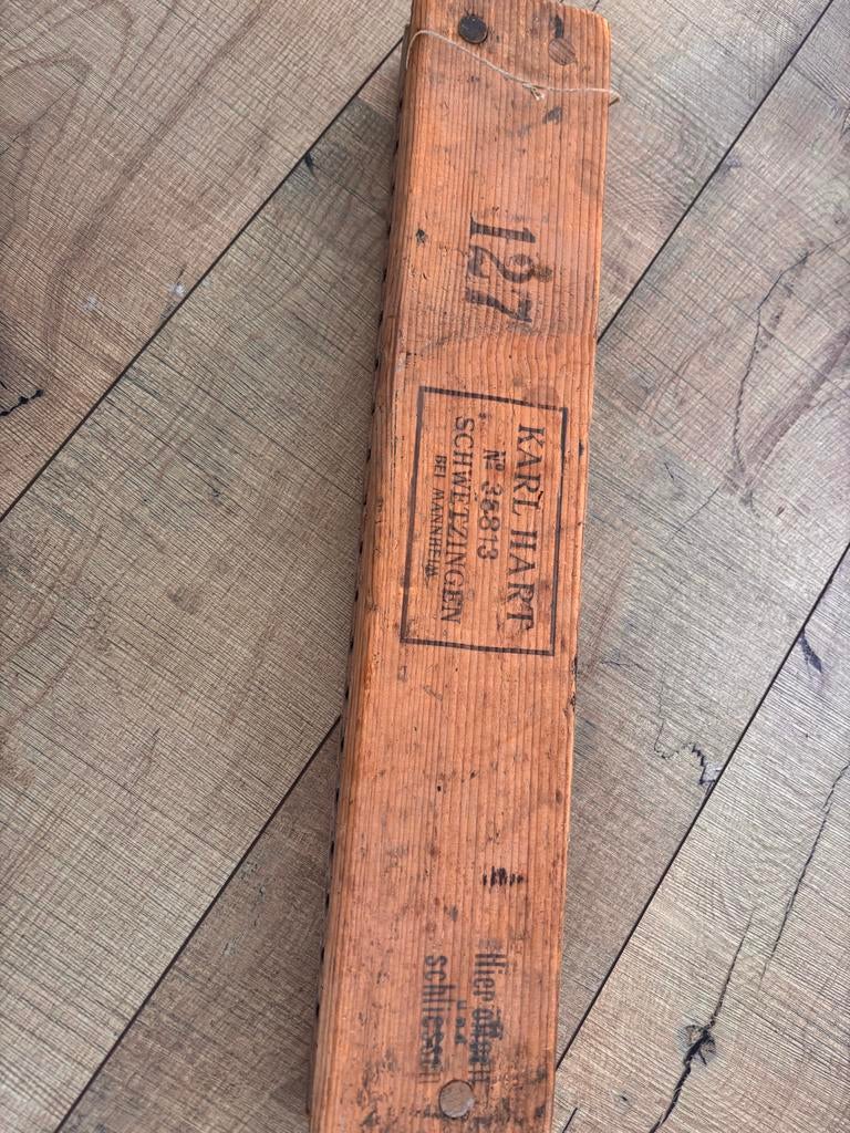 Houten sigarenplank, Ophalen