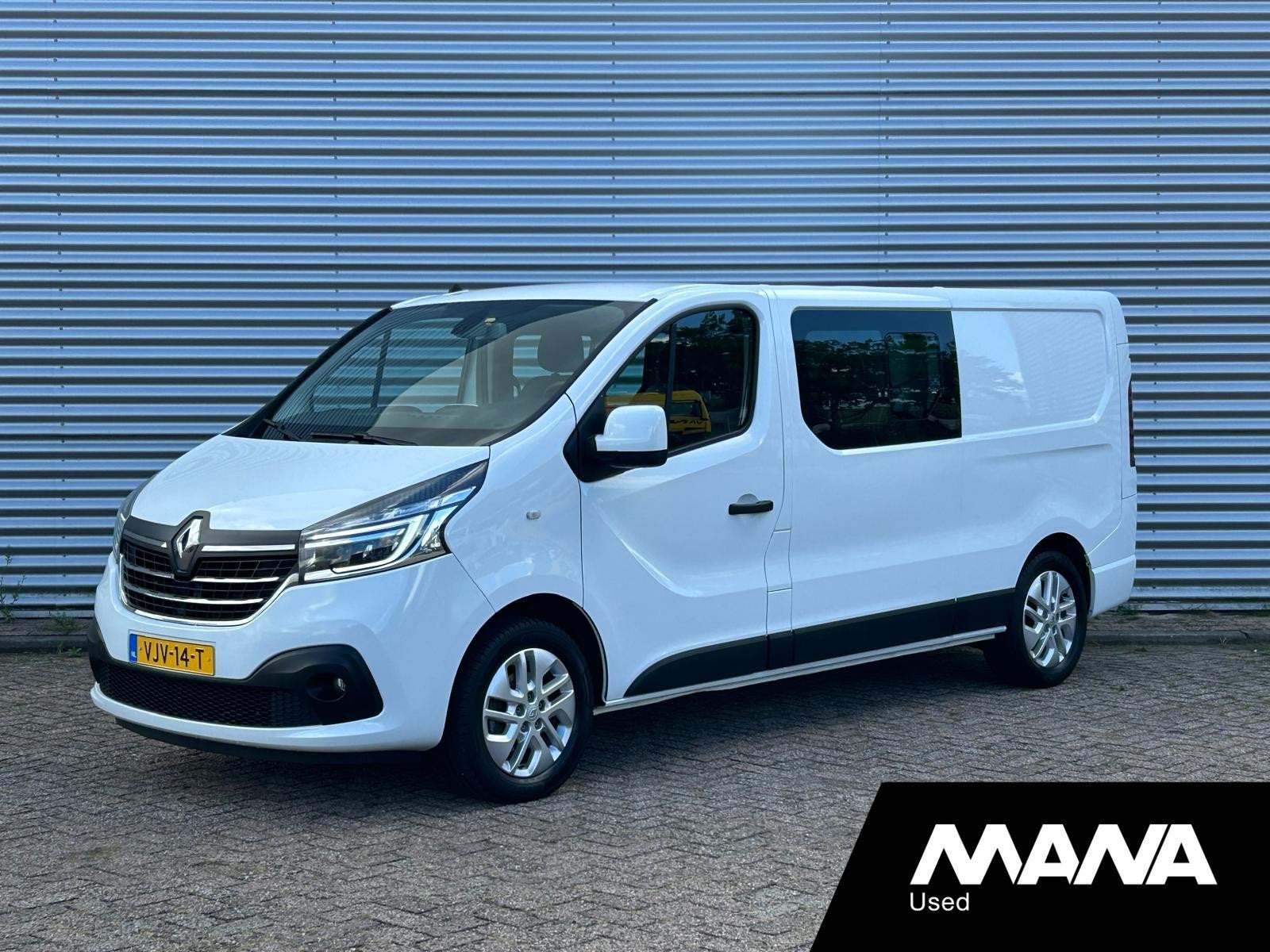 Renault Trafic 2.0 dCi 170pk L2H1 DC Automaat (bj 2021), Gebruikt, Euro 6, 4 cilinders, Wit