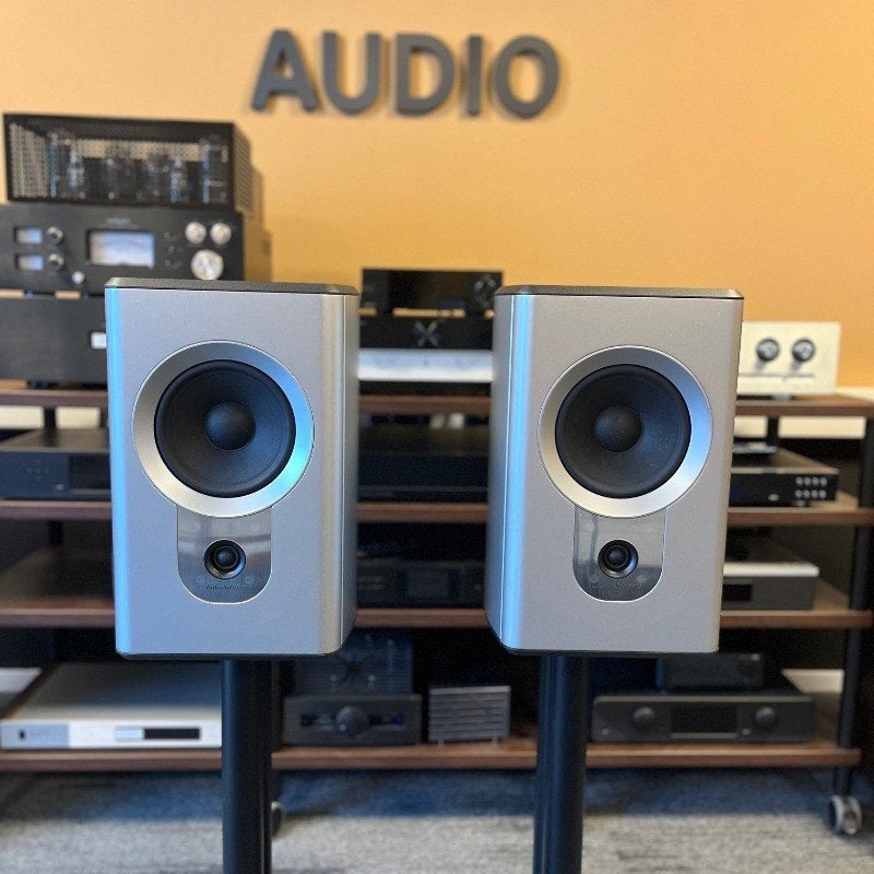 AudioSolutions Figaro BL2 speakerset silver grey (occasion), Overige merken, 120 tot 150 watt, =, =