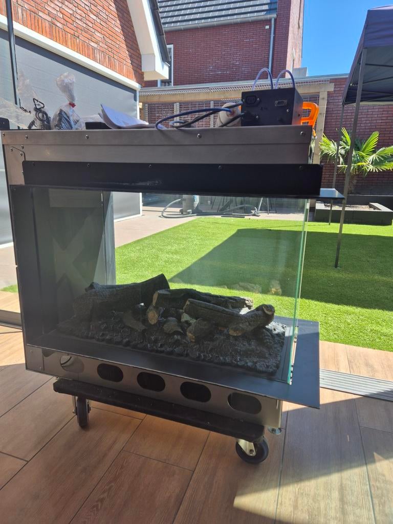 Faber e-Matrix 800/500RD Elektrische Haard + Extra Glasplaat, Ophalen, Zo goed als nieuw, Inbouwhaard, Elektrische haard