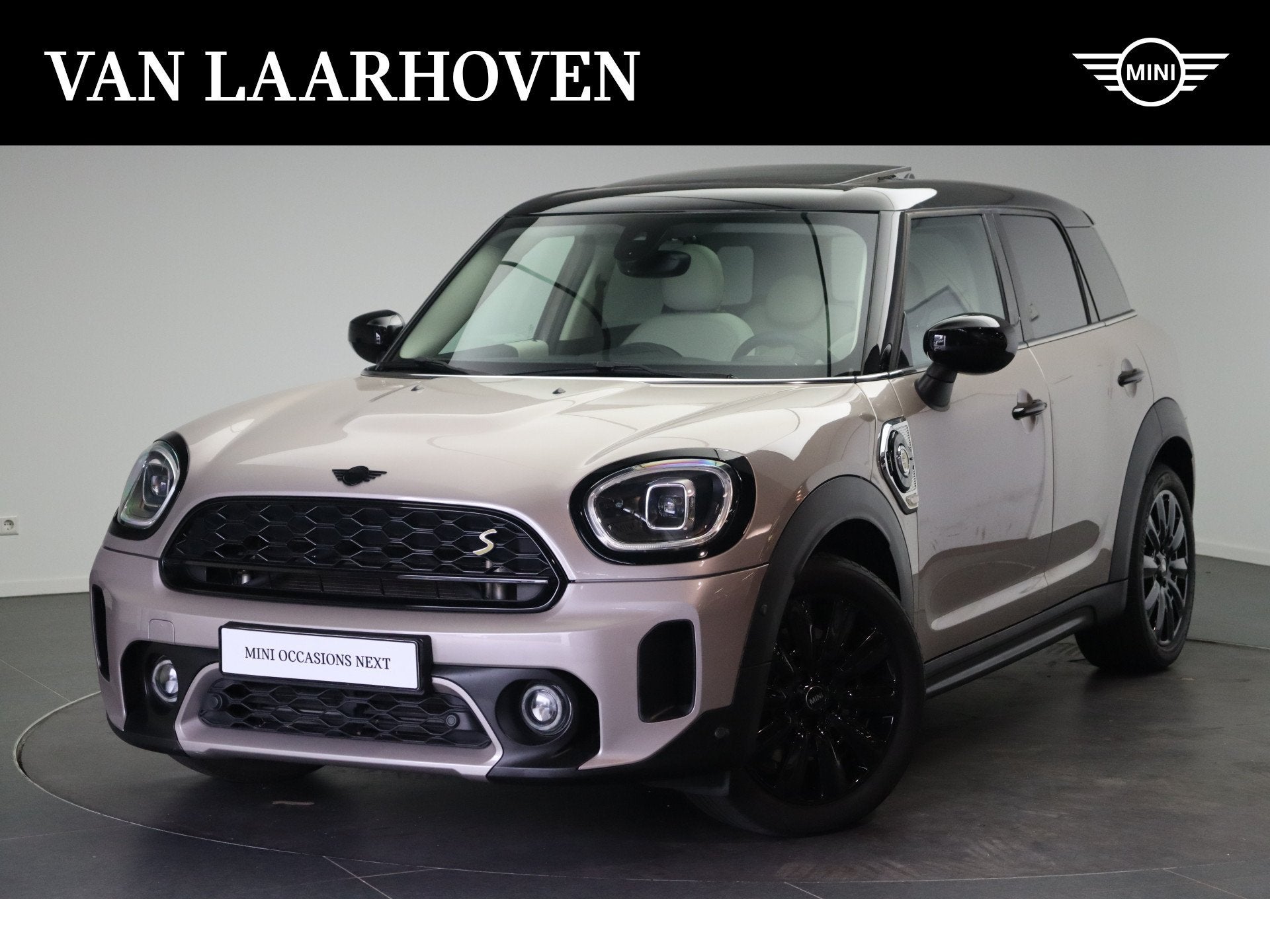 MINI Countryman Cooper SE ALL4 Automaat / Panoramadak / Acht