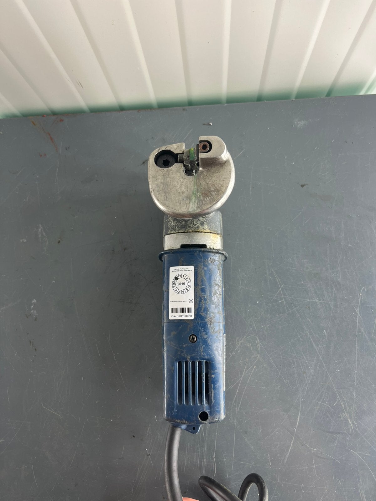 Professionele elektrische plaatschaar / knabbelschaar, Ophalen of Verzenden, Zo goed als nieuw