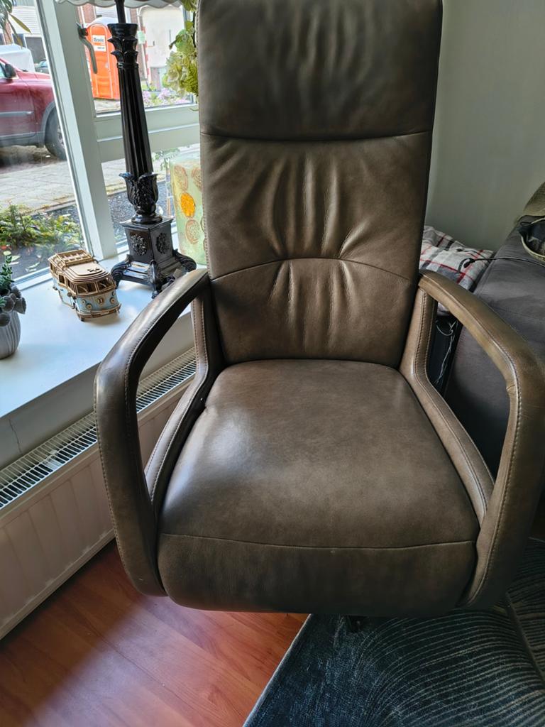 Comfortabele relax fauteuil - Zitting 44cm, rugleuning 76cm, Huis en Inrichting, Fauteuils, 50 tot 75 cm, Minder dan 75 cm, Ophalen