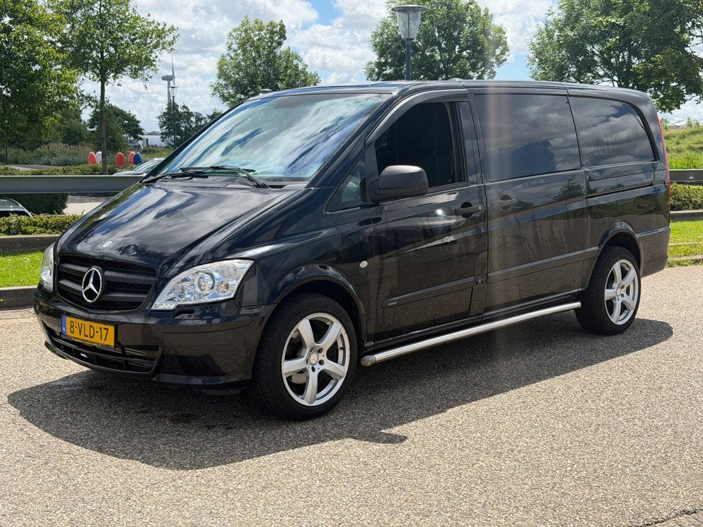 Mercedes-Benz Vito 122CDI L2H1 3.0L V6 Dubbelcabine Automaat, Auto's, Automaat, Euro 5, Achterwielaandrijving, Gebruikt