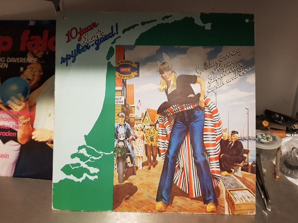lp 10 Jaar Levi's spijkergoed (Z234-41), Ophalen of Verzenden, Gebruikt, Overige formaten, Pop