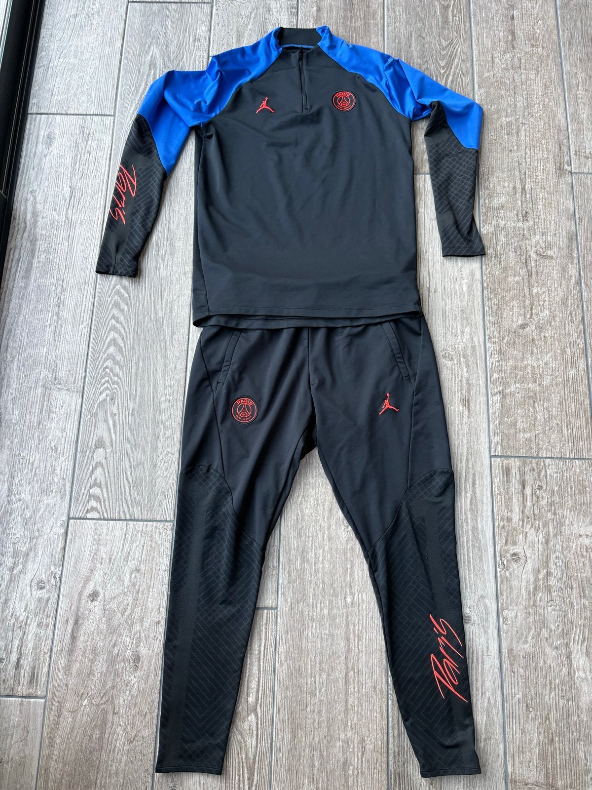 PSG x Jordan trainingspak maat M - Zo goed als nieuw, Maat 48/50 (M), Zwart, Ophalen of Verzenden, Zo goed als nieuw