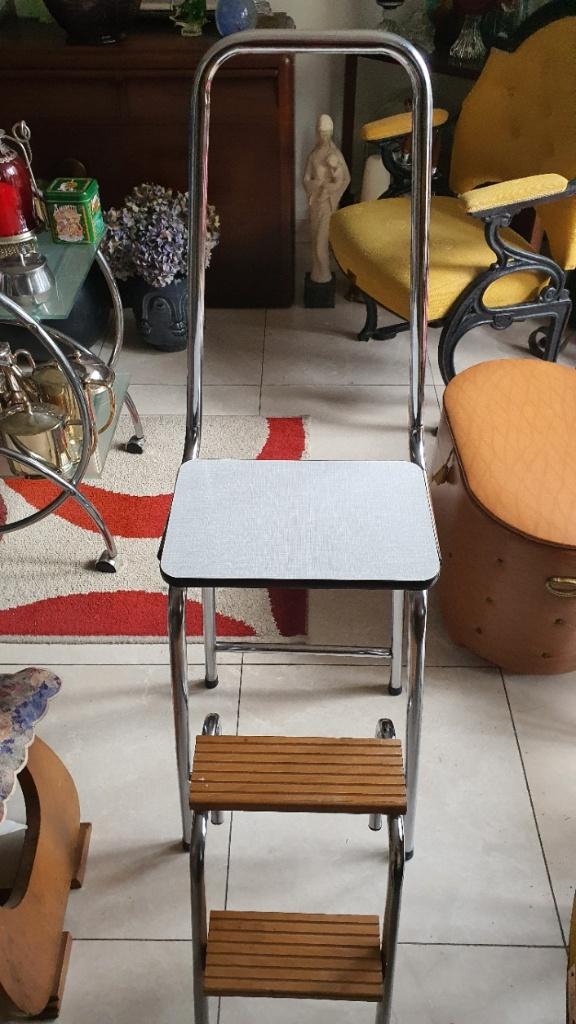 50 jaren Chrome trapje met leuning en een formica blad, Het, Ophalen, Trap, Nieuw, Opvouwbaar of Inschuifbaar