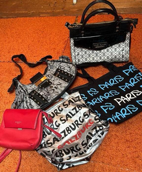 Dames tassen, Sieraden, Tassen en Uiterlijk, Tassen | Damestassen, Ophalen of Verzenden, Gebruikt, Overige kleuren, Schoudertasje