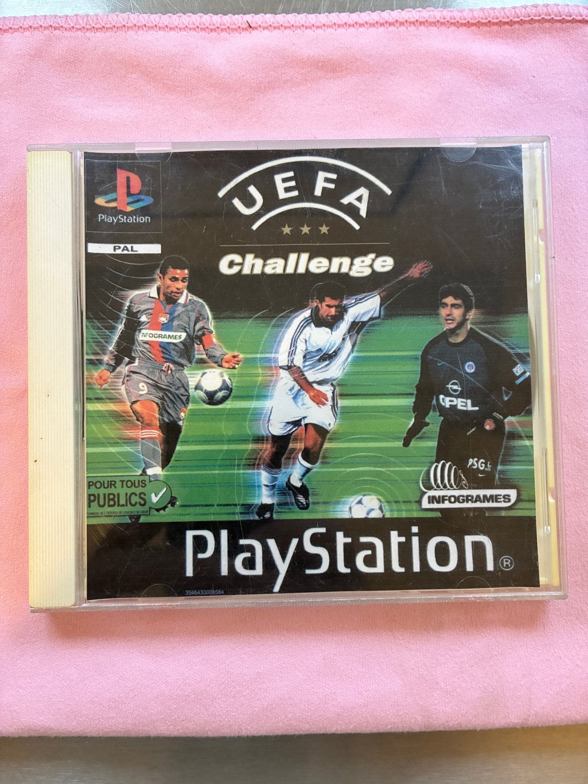 UEFA Challenge PlayStation 1 (PS1) Voetbalspel, Spelcomputers en Games, Games | Sony PlayStation 1, Gebruikt, 2 spelers, Eén computer