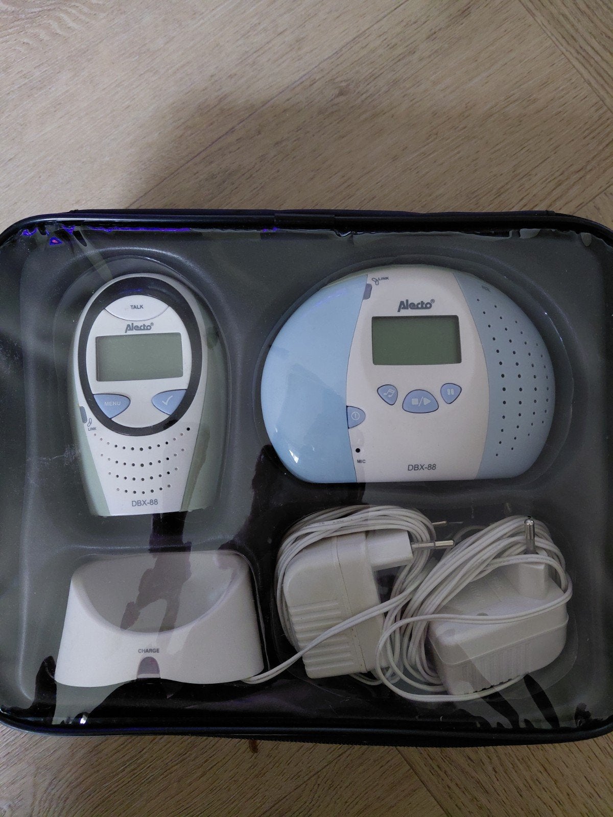 Alecto DBX-88 DECT Babyfoon met Terugspreekfunctie, Ophalen, Zo goed als nieuw, 250 meter of meer, Digitaal