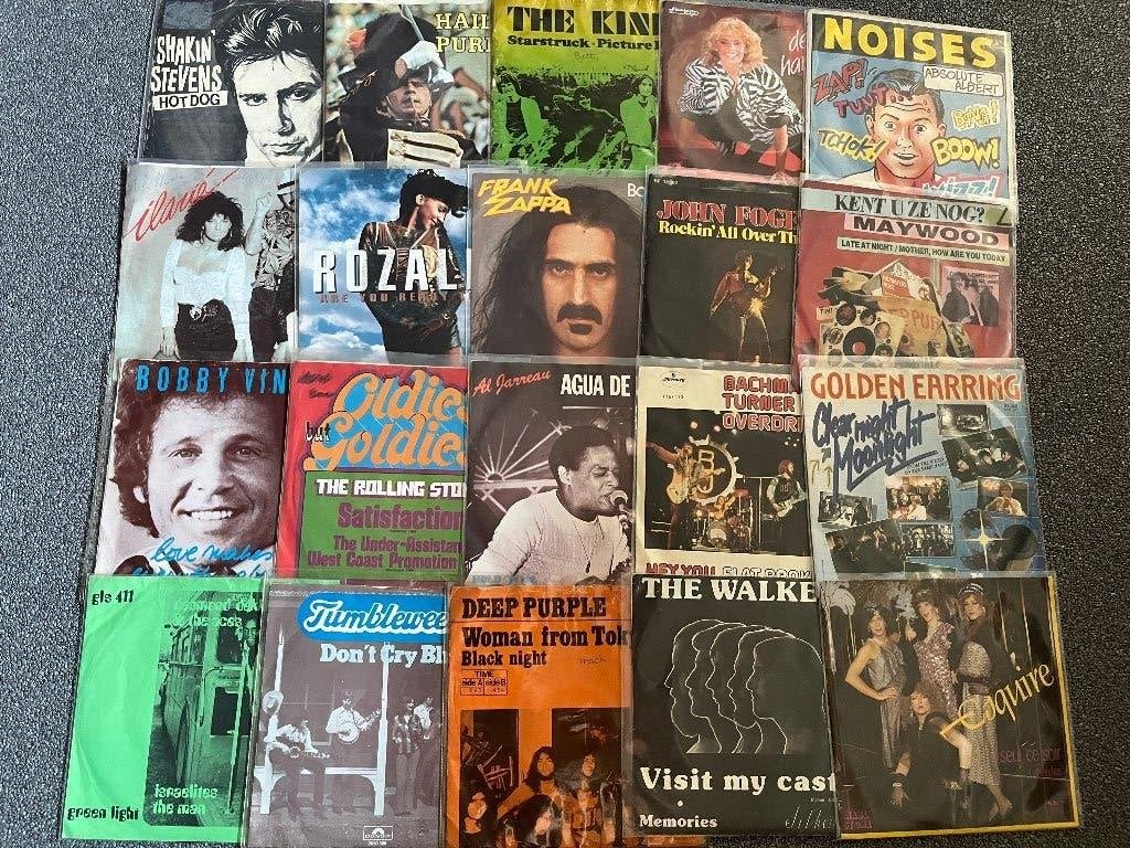Singels 164 stuks (engels), Ophalen of Verzenden, Gebruikt, 7 inch, Overige genres