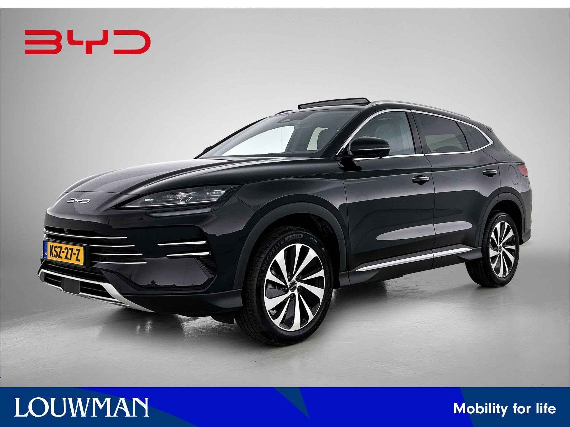 BYD SEAL U 1.5 DM-i FWD Boost | 80 KM EV Range | BYD Dealer, 12 maanden, 4 cilinders, Zwart, Hybride Elektrisch/Benzine
