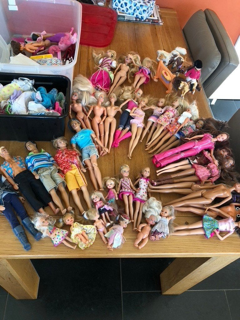 35 originele Barbies met toebehoren, Kinderen en Baby's, Speelgoed | Poppen, Verzenden, Zo goed als nieuw, Barbie