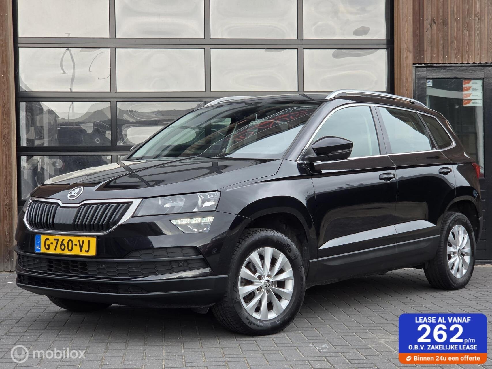 SKODA KAROQ 1.6 TDI DSG CRUISE CARPLAY NAVI TREKHAAK STOELVE, Gebruikt, 4 cilinders, 116 pk, Zwart