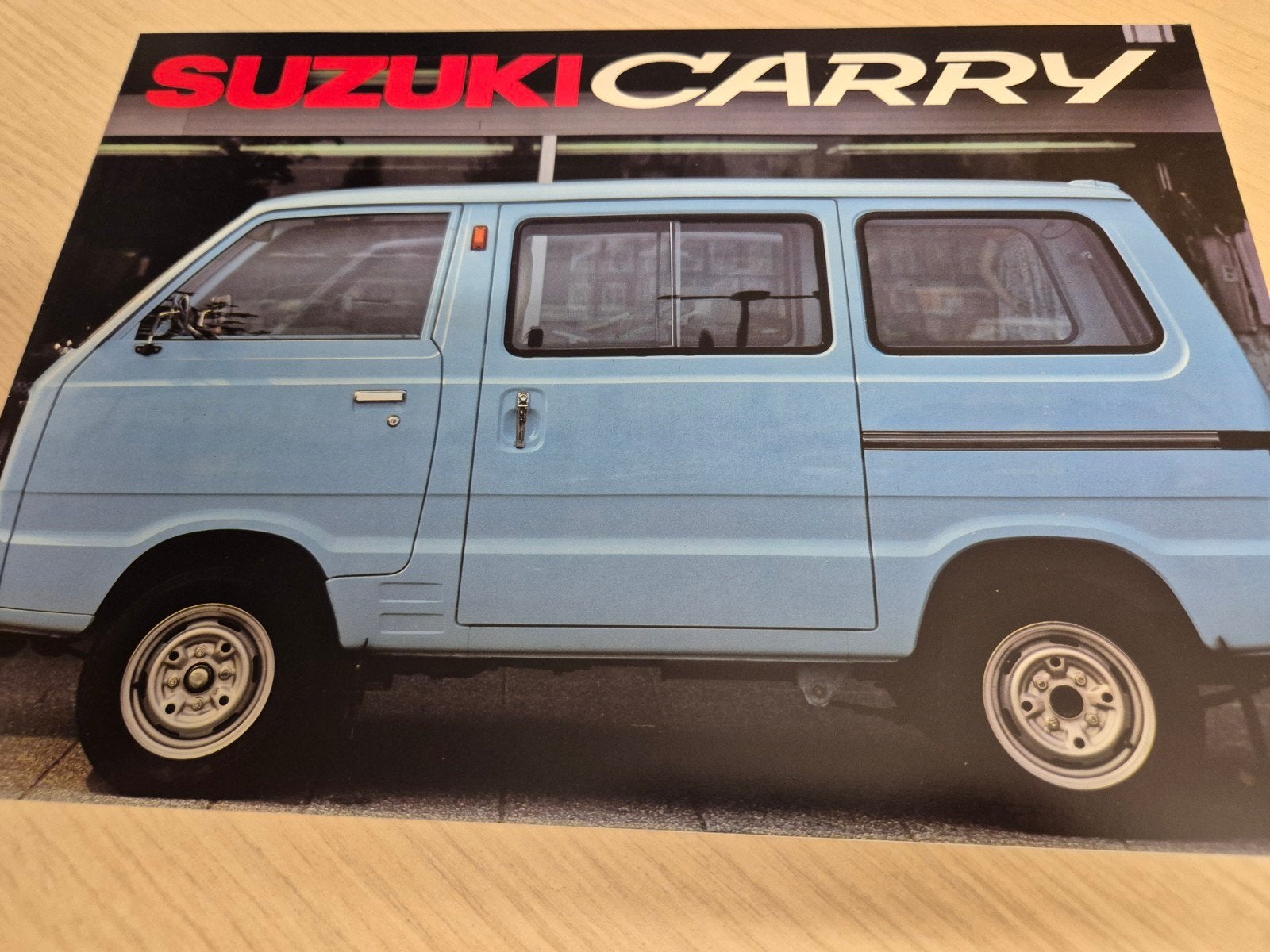 Jaren 70 Nederlands Suzuki Carry folder izgst mooie foto's, Ophalen of Verzenden, Zo goed als nieuw, Overige merken