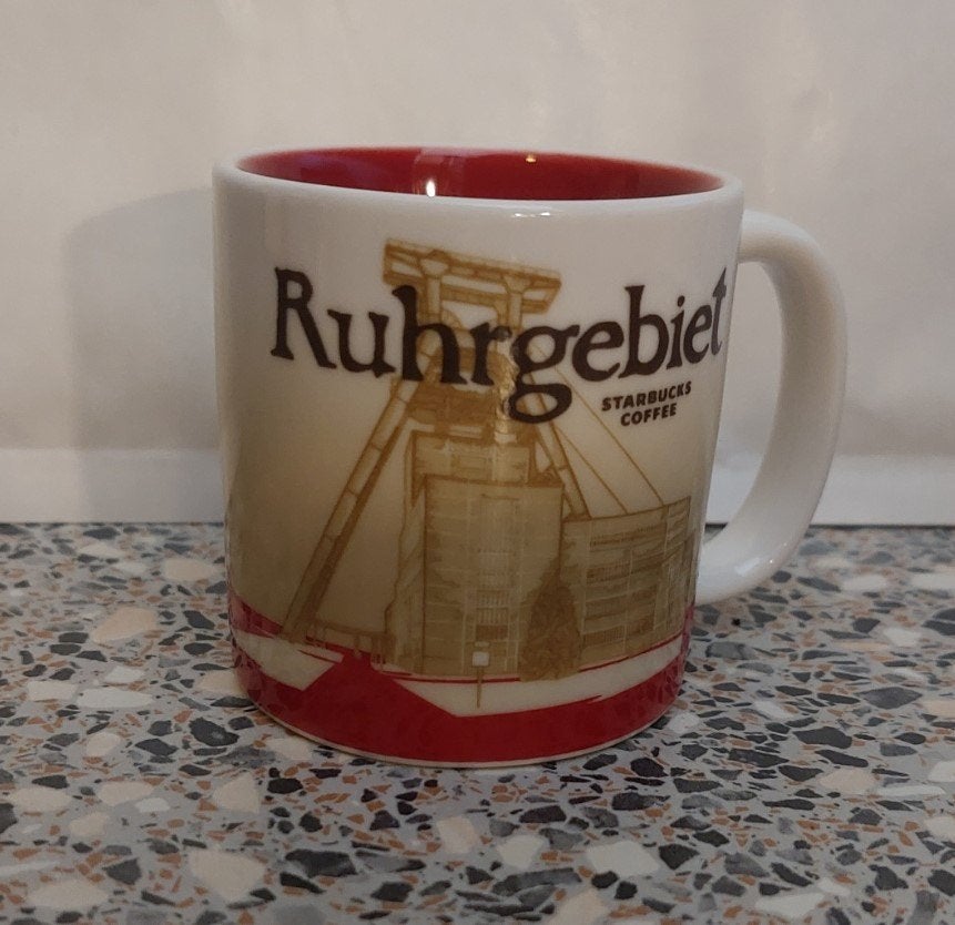 Starbucks mug beker mok Ruhrgebiet met oor Collector Series, Huis en Inrichting, Keuken | Servies, Zo goed als nieuw, Overige stijlen