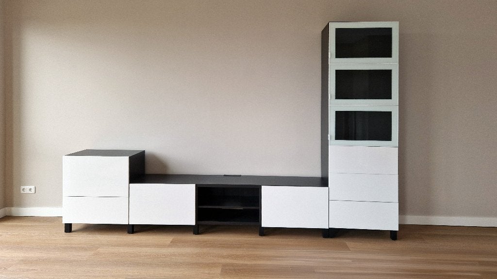 TV meubel Ikea Besta met vitrinekast, Huis en Inrichting, Kasten | Televisiemeubels, Ophalen, Zo goed als nieuw, 200 cm of meer
