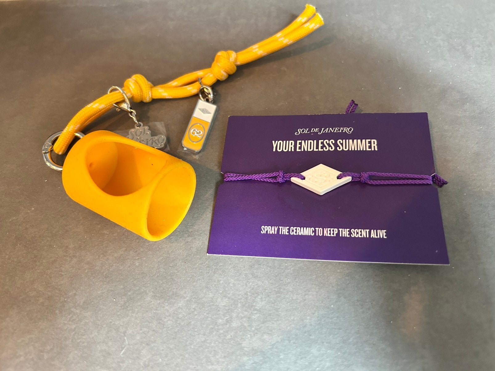 NIEUW Sol de Janeiro 62 sleutelhanger en armbandje, Ophalen of Verzenden, Nieuw, Overige typen