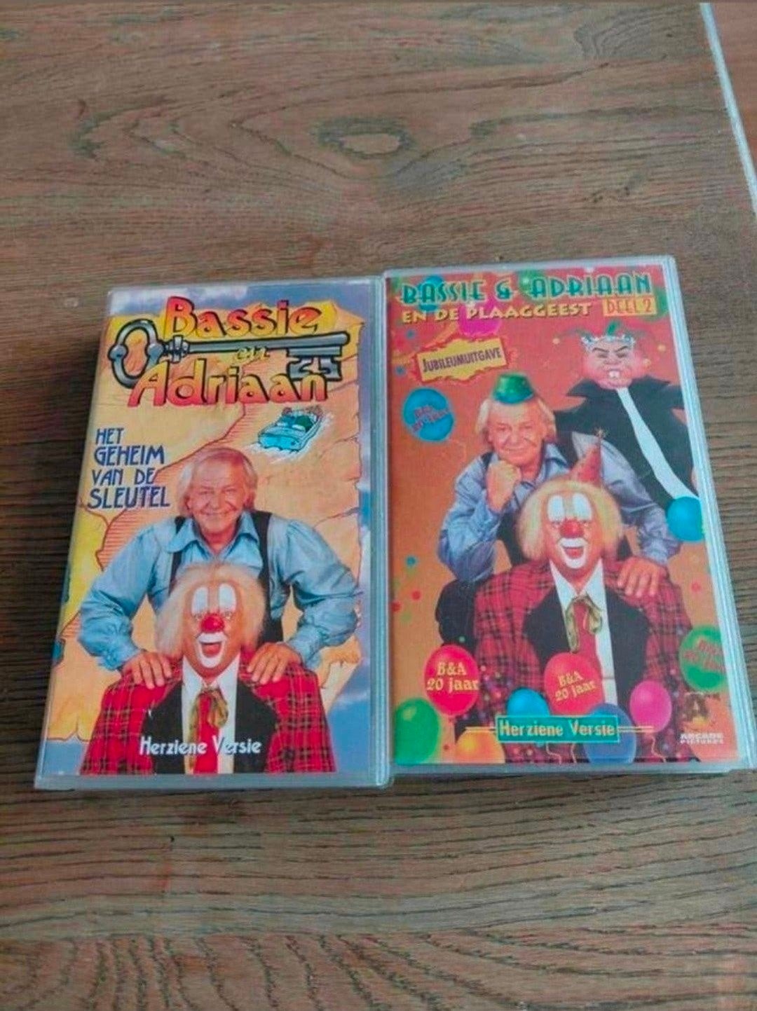 Bassie en Adriaan Geheim van de Sleutel & Plaaggeest VHS, Ophalen of Verzenden, Gebruikt, Serie, VHS