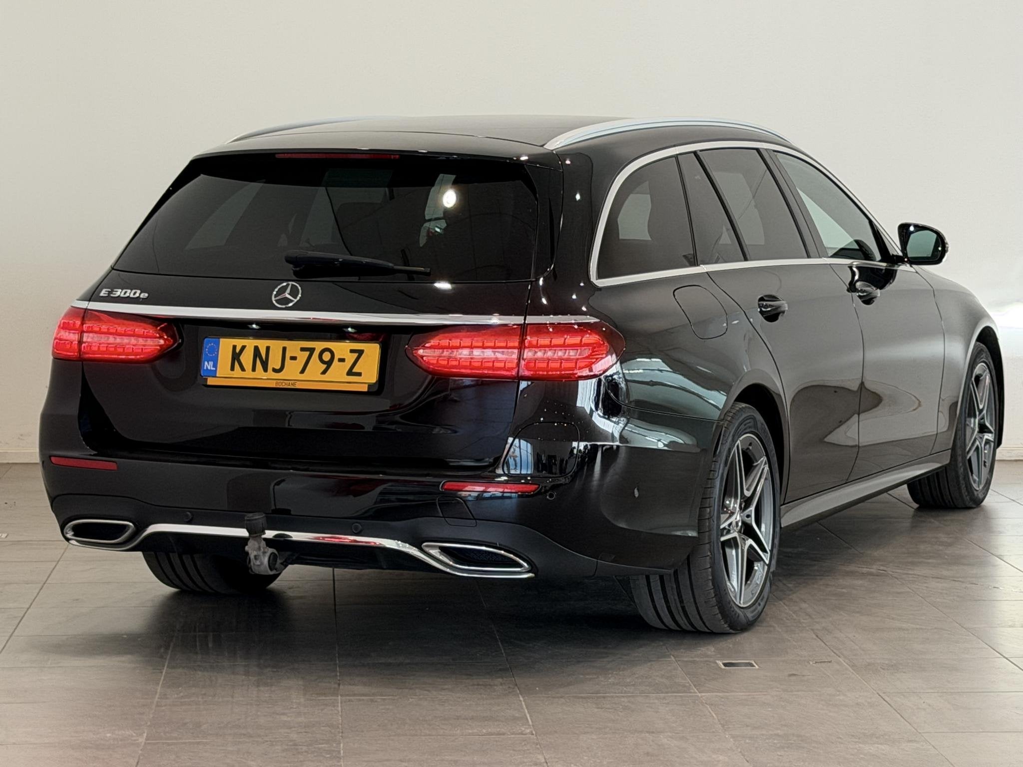Mercedes-Benz E-klasse Estate 300 e Business Solution Luxury, Auto's, Automaat, Gebruikt, Met garantie (alle), 320 pk