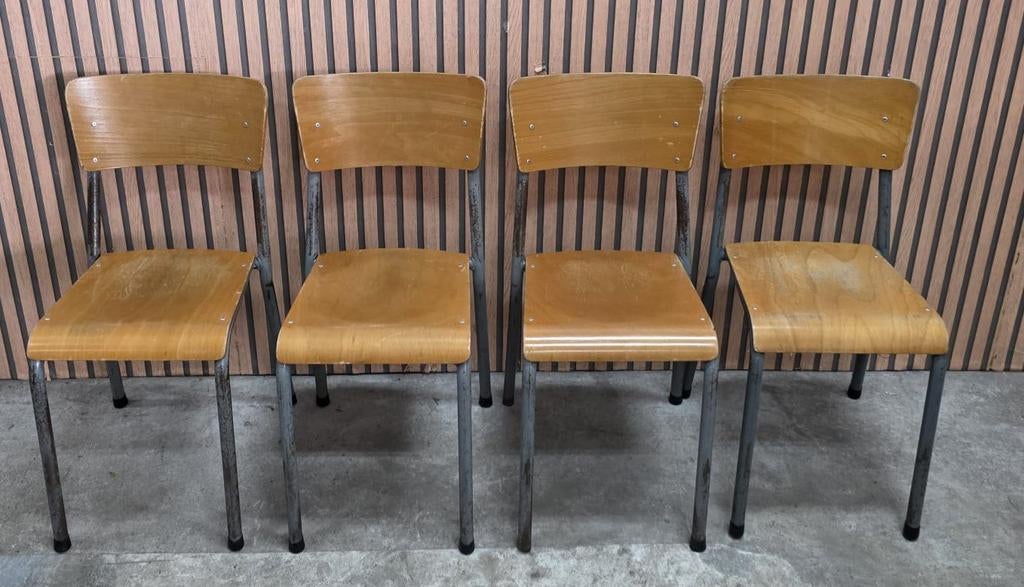 9 x Vintage schoolstoelen hout Tubax cafestoelen retro, Bruin, Ophalen of Verzenden, Zo goed als nieuw, Vijf, Zes of meer stoelen
