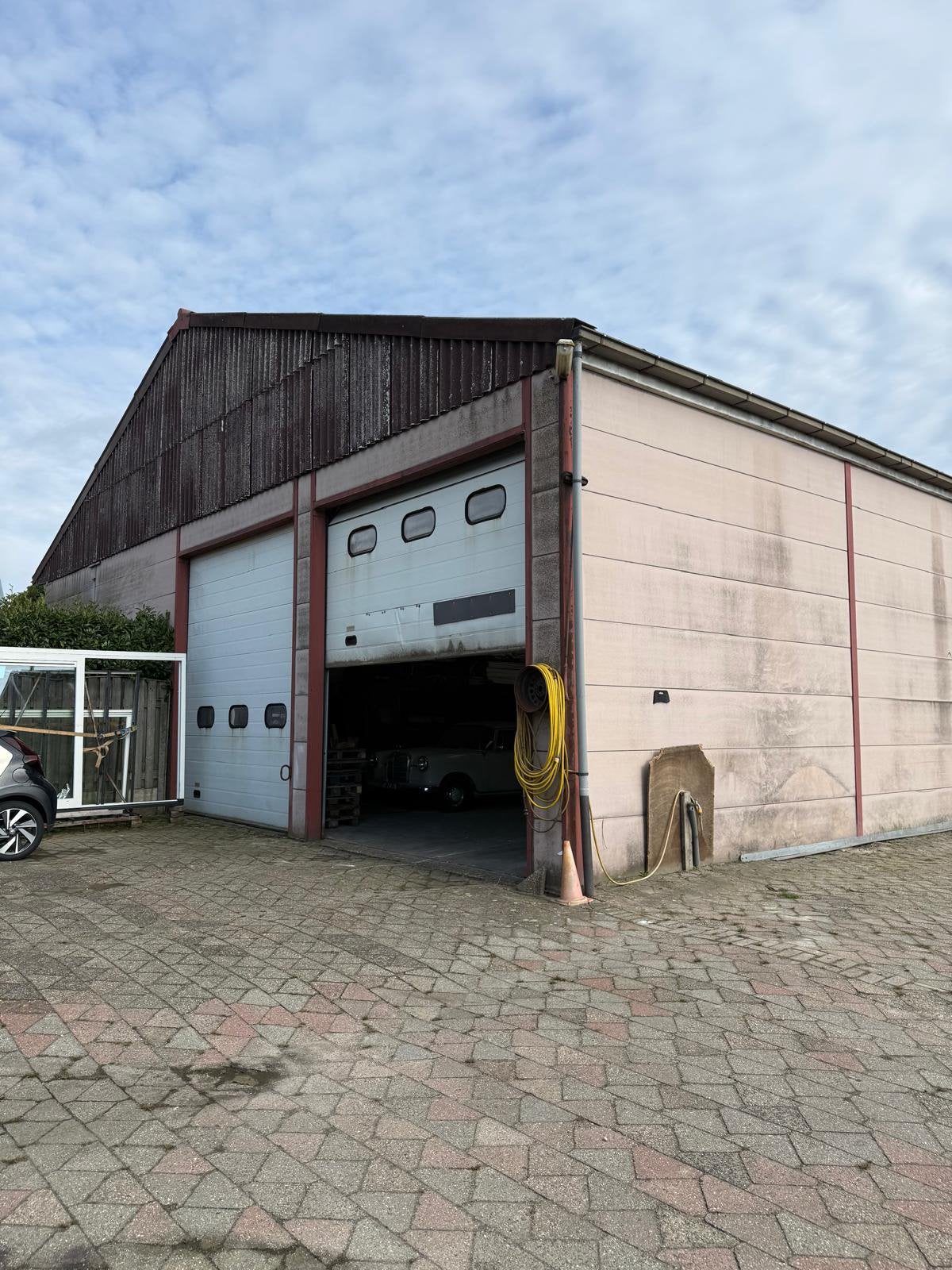 3 keer roldeur, Ophalen