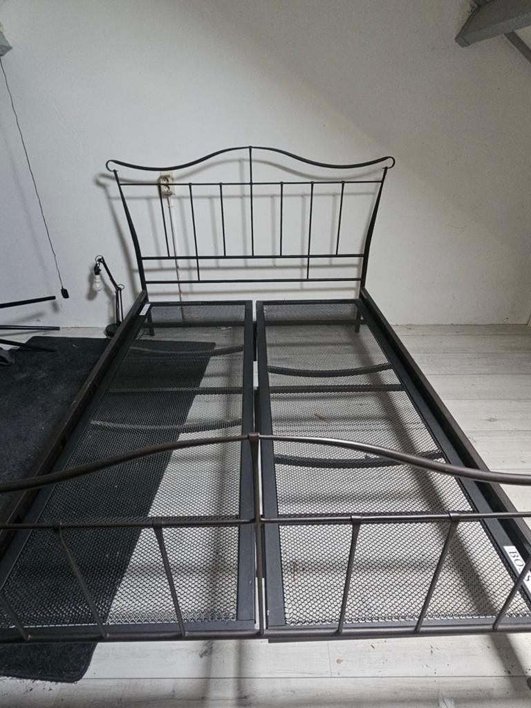 Tweepersoonsbed frame van metaal, Ophalen, Gebruikt, Klassiek, Industrieel, Bruin