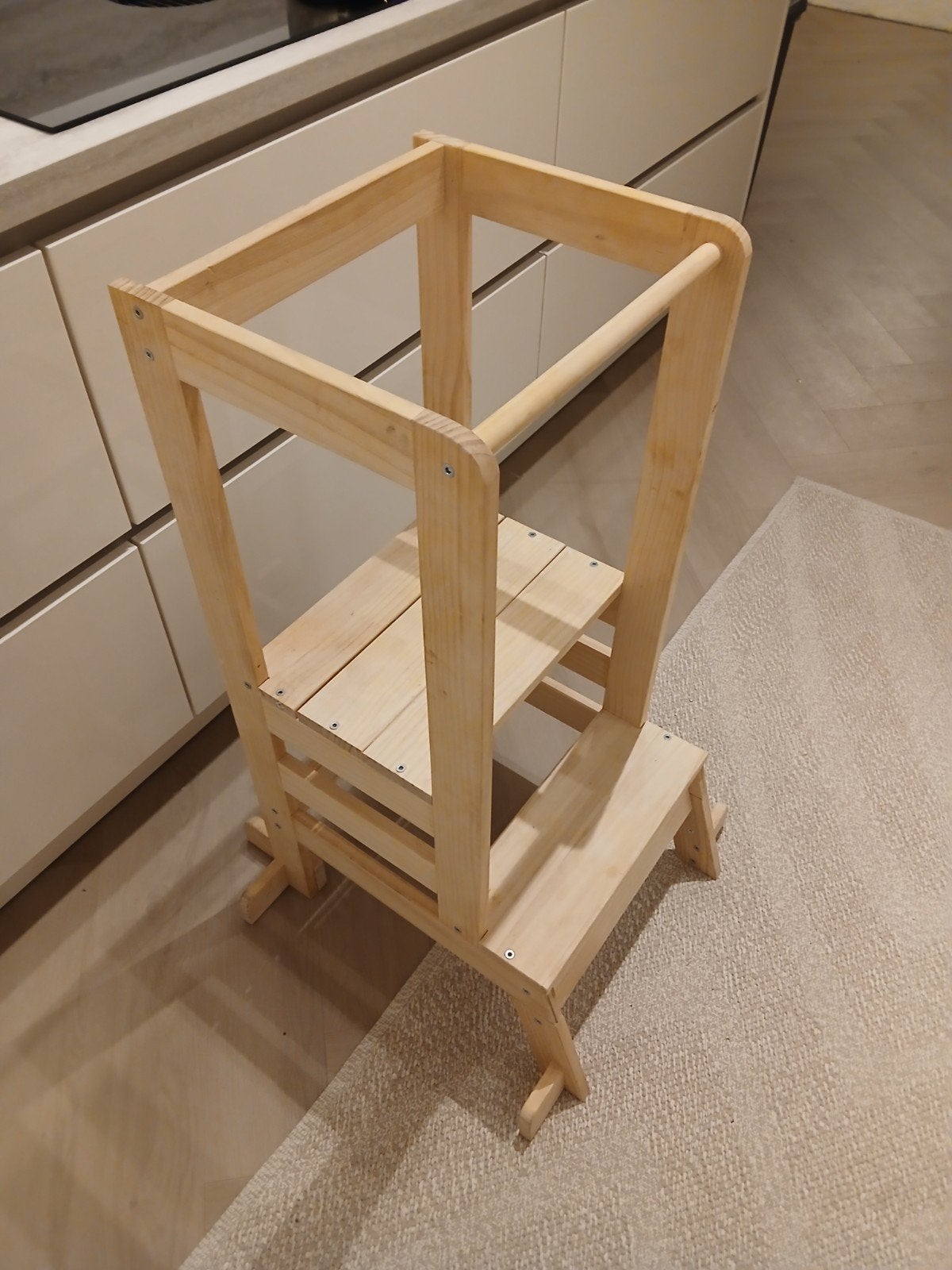 Houten leertoren - Montessori keukenhulp voor kinderen, Ophalen, Zo goed als nieuw