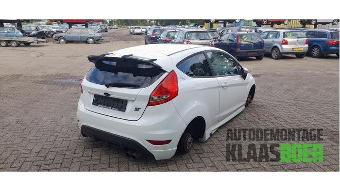 Achterbumper van een Ford Fiesta, Gebruikt, -, -, Ophalen of Verzenden