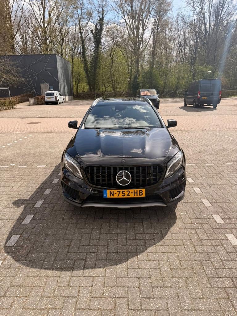 Mercedes-Benz GLA Gla250 4MATIC Zwart, Auto's, Automaat, 15 km/l, 1800 kg, 4 cilinders