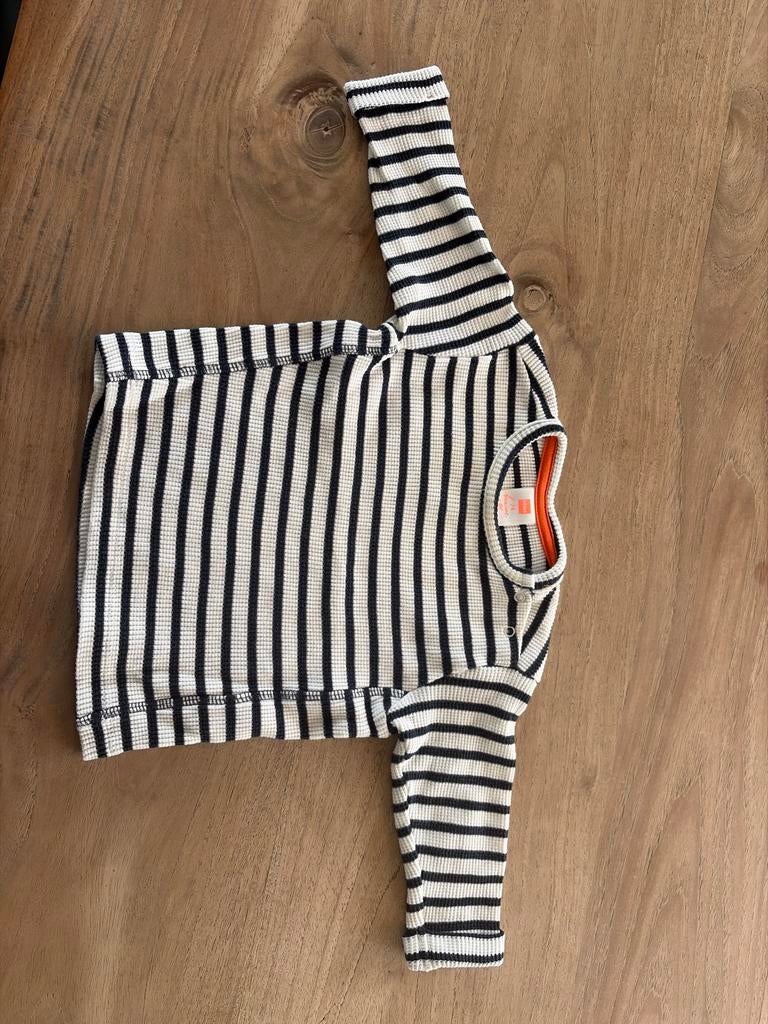 Hema gestreept shirtje maat 74, Kinderen en Baby's, Babykleding | Maat 86, Ophalen of Verzenden, Nieuw, Jongetje of Meisje, Shirtje of Longsleeve