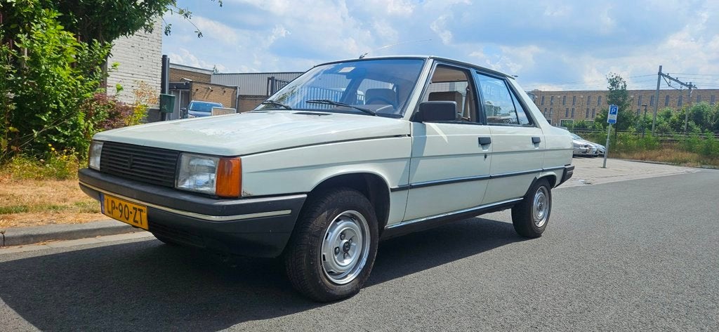 Renault 9 R 9 GTL, Voorwielaandrijving, 819 kg, Gebruikt, Overige modellen