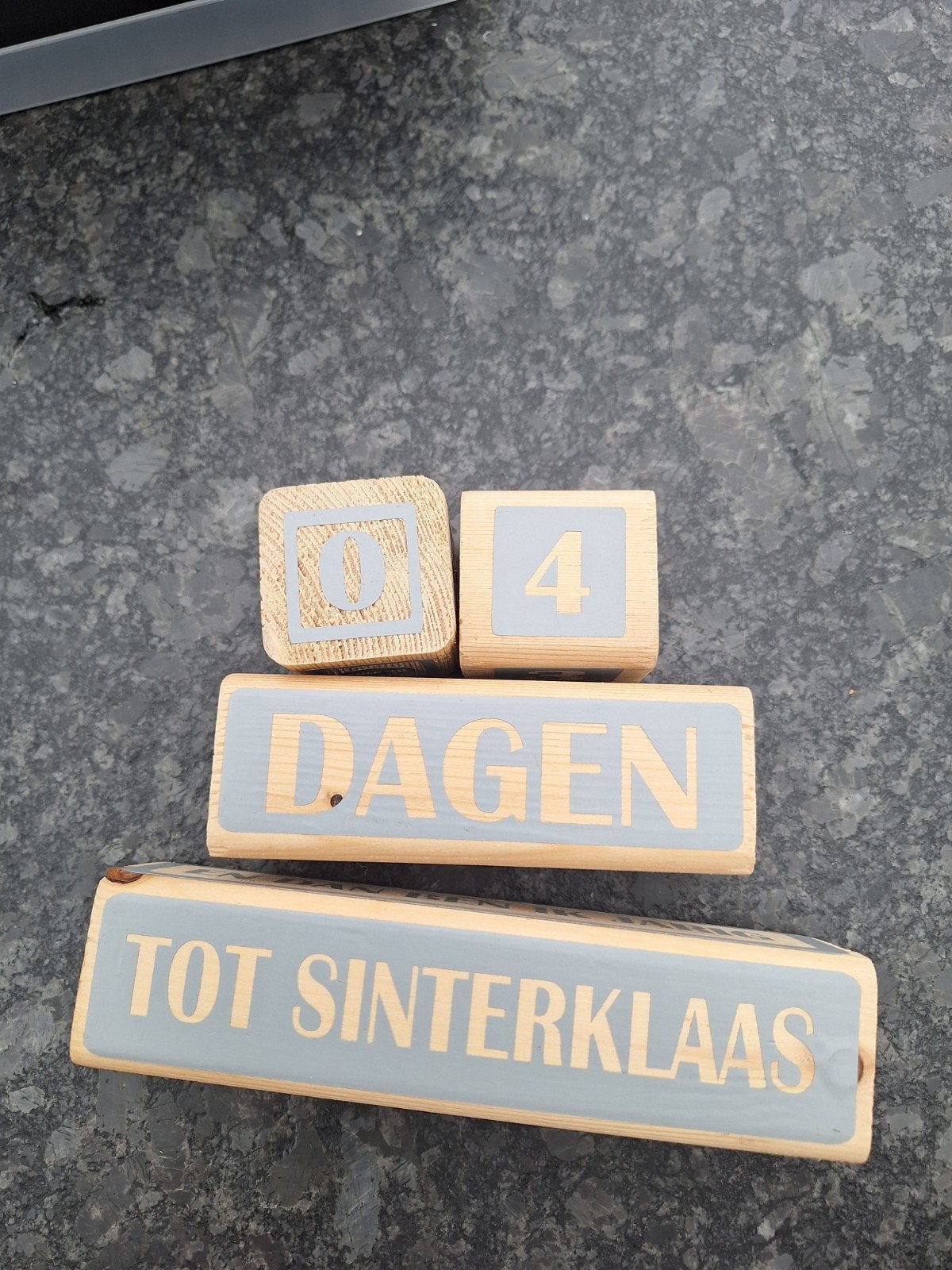 aftel kalender van hout, Diversen, Kalenders, Ophalen of Verzenden, Maandkalender