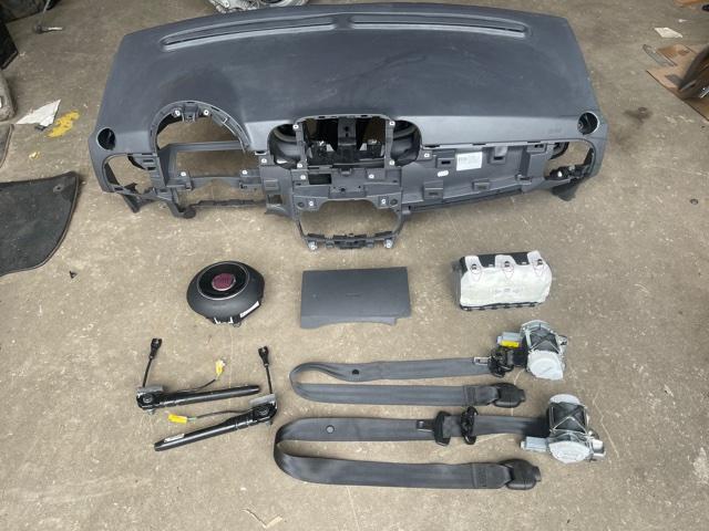 Airbag Set Fiat 500 (312) (2012-09/..), Auto-onderdelen, FCA Germany GmbH, Gebruikt, IPC D1-09 Bahnhofsplatz, Rüsselsheim am Main 65423, , Duitsland