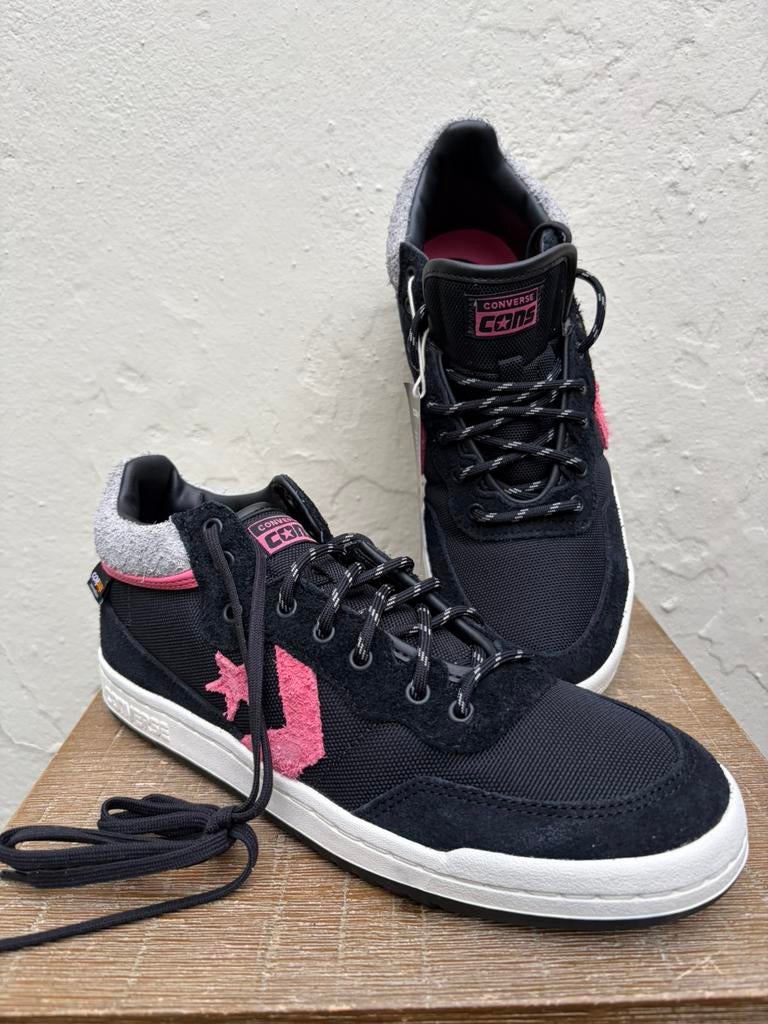 Converse all star sneakers 42 zwart roze leather, Zwart, Ophalen of Verzenden, Sneakers of Gympen, Zo goed als nieuw